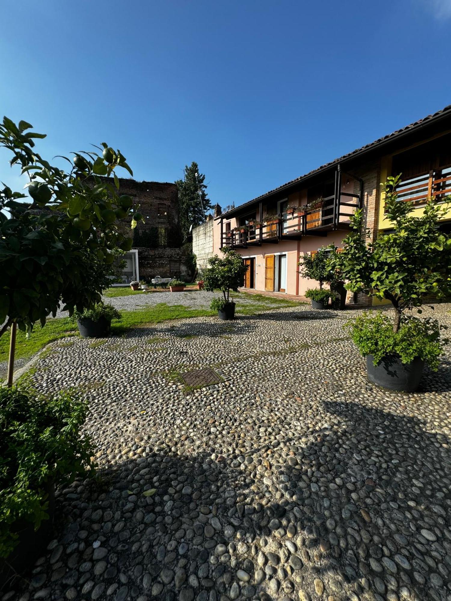 Bed and Breakfast Antico Borgo Di Liteggio Cologno al Serio Екстер'єр фото