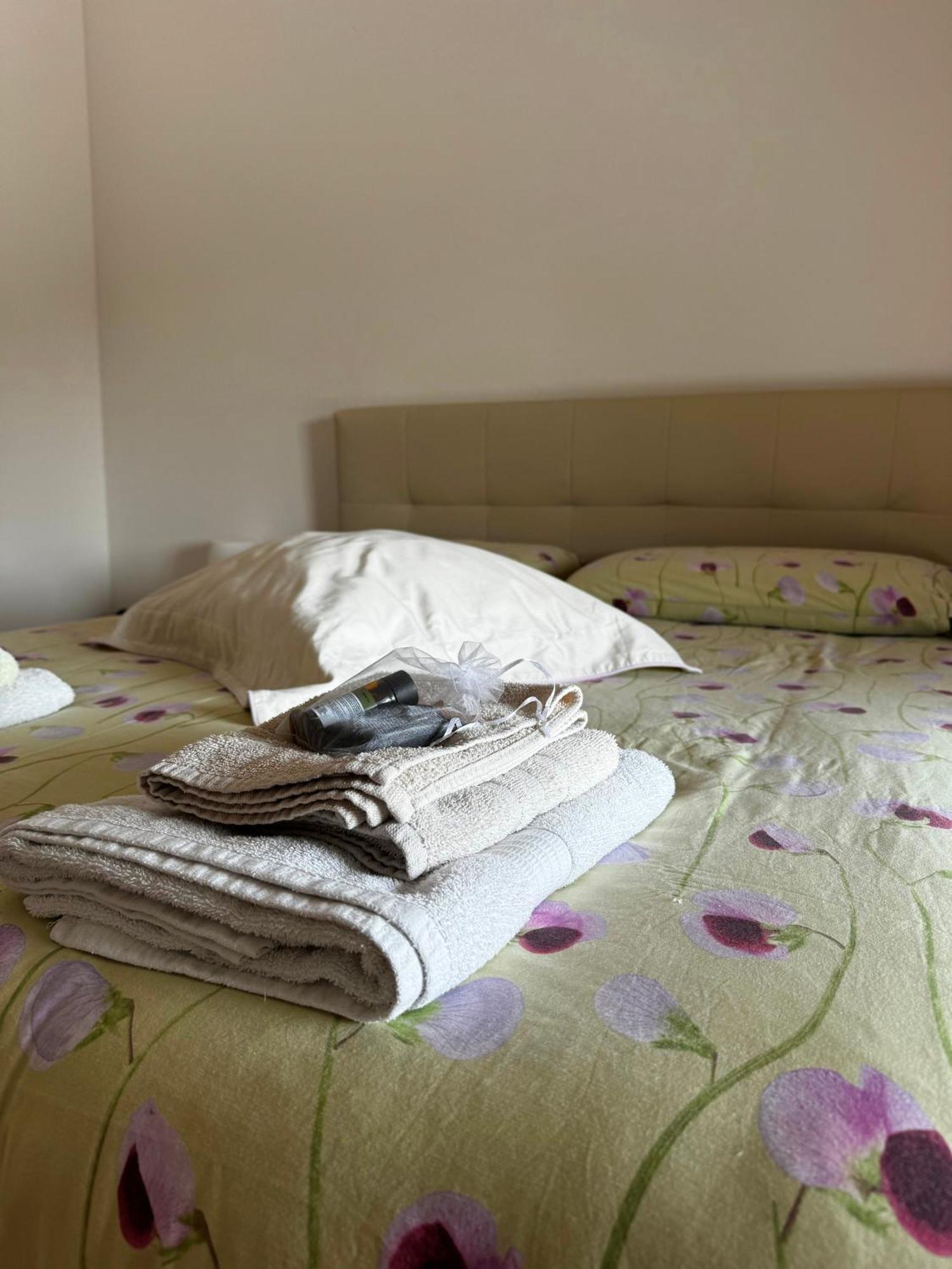 Bed and Breakfast Antico Borgo Di Liteggio Cologno al Serio Екстер'єр фото